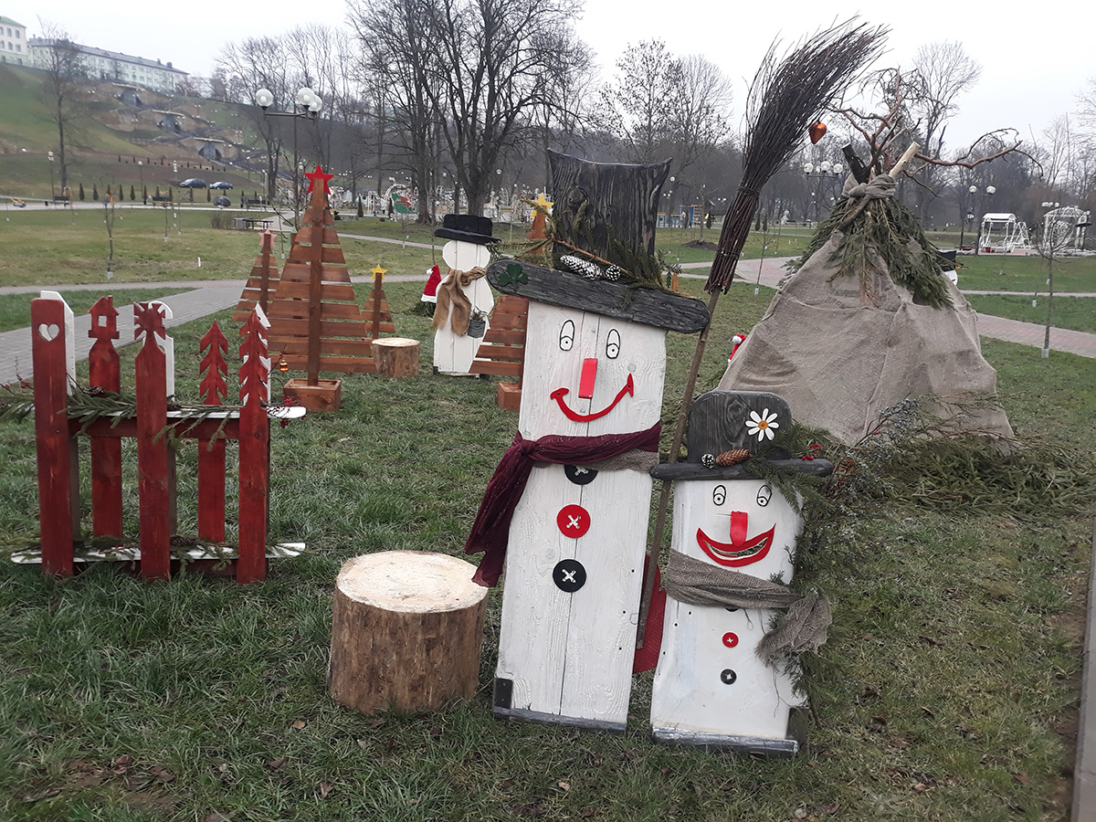 В Могилеве пройдет конкурс на лучшее новогоднее и рождественское оформление в парке в Подниколье
