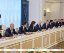 Лукашенко потребовал выстроить четкую идеологическую работу в стране